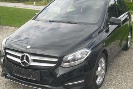 Mercedes-Benz B 200 95.000 km 12.200 € Stammham 84533