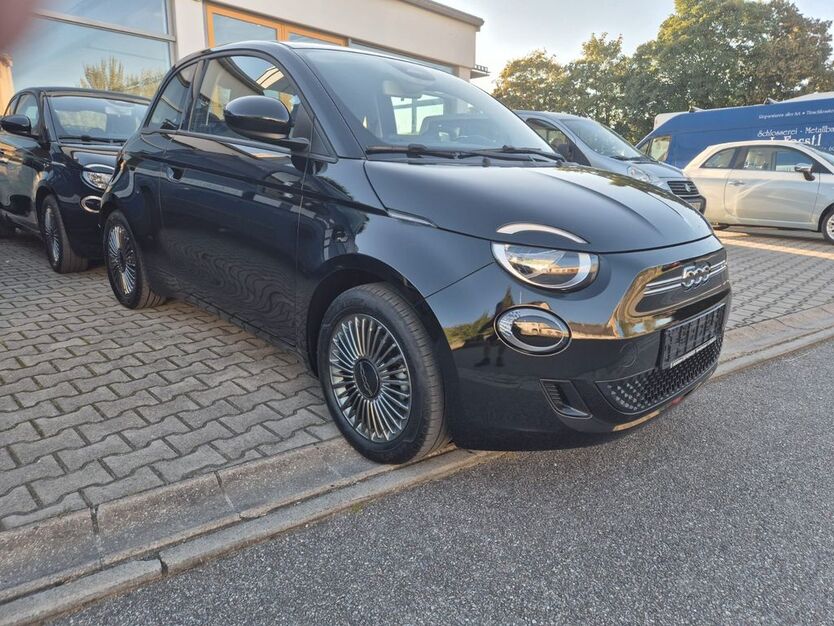 Fiat 500e 35.800 km 18.490 € Beratzhausen 93176