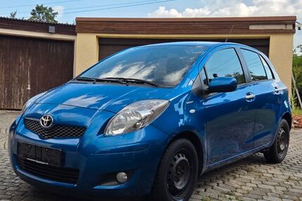 Toyota Yaris 156.102 km 3.650 &euro; Abenberg 91183