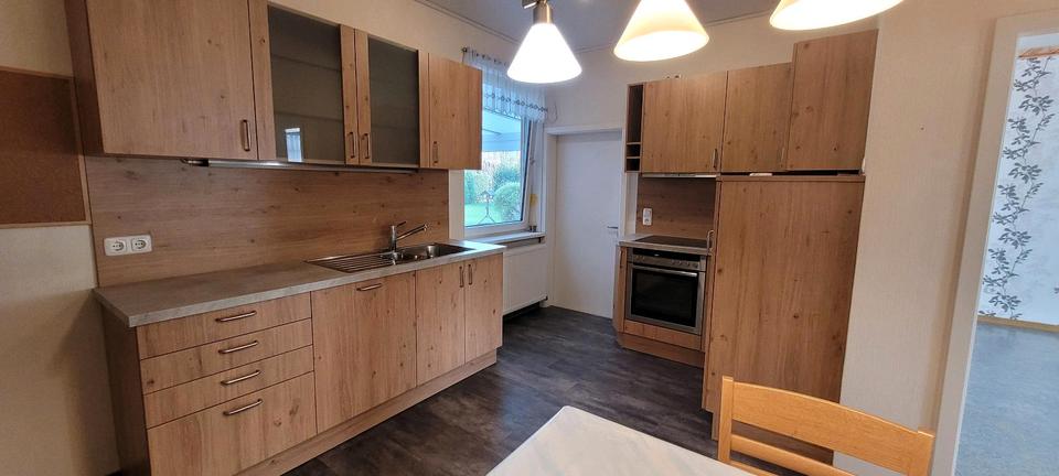 Einfamilienhaus Meinersen - 7 Zimmer, 200 m&sup2;, 425.000&euro; | Angebot:27002380