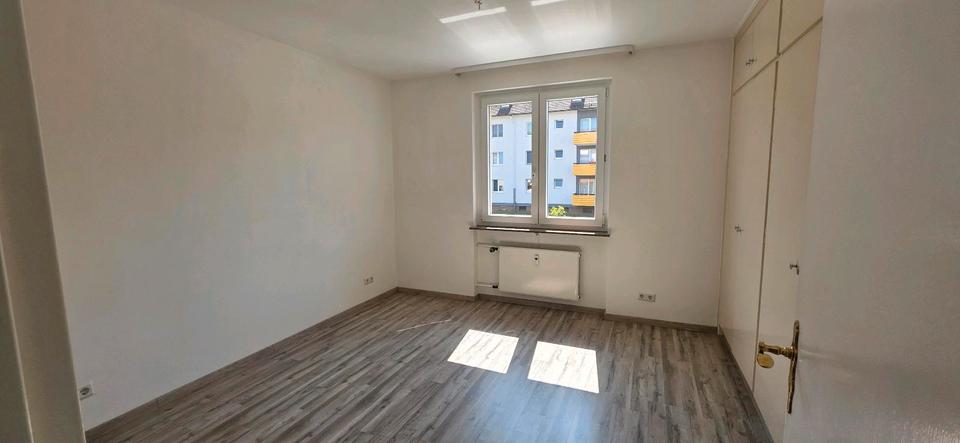 Etagenwohnung Bad Hersfeld - 3 Zimmer, 84 m&sup2;, 199.000&euro; | Angebot:24848148