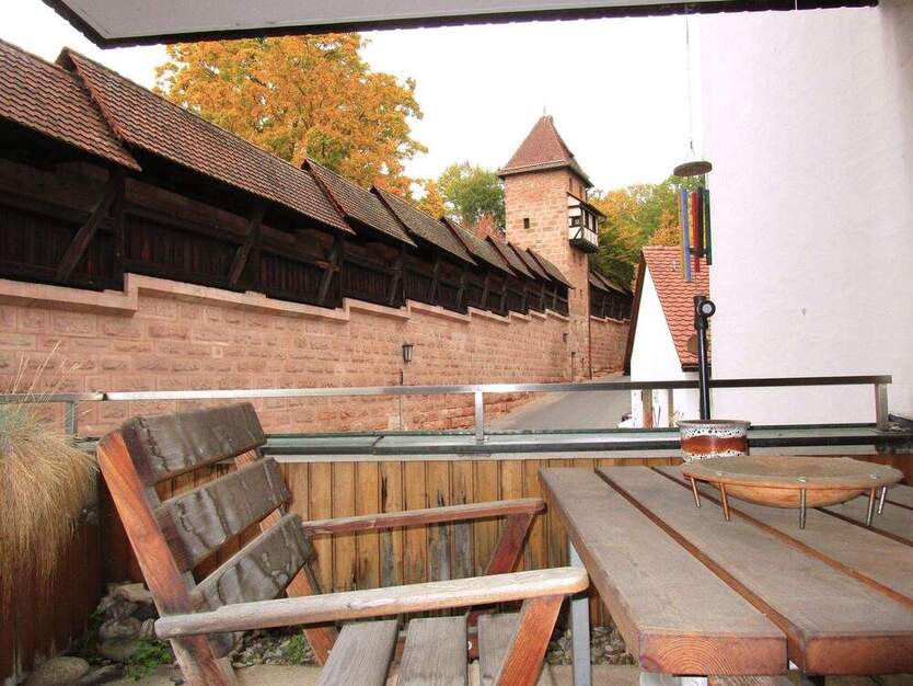 Wohnen an der historischen Stadtmauer: 5-Zi. Whg m. zwei Balkonen Sebalder Altstadt Wohnung kaufen 5 zimmer