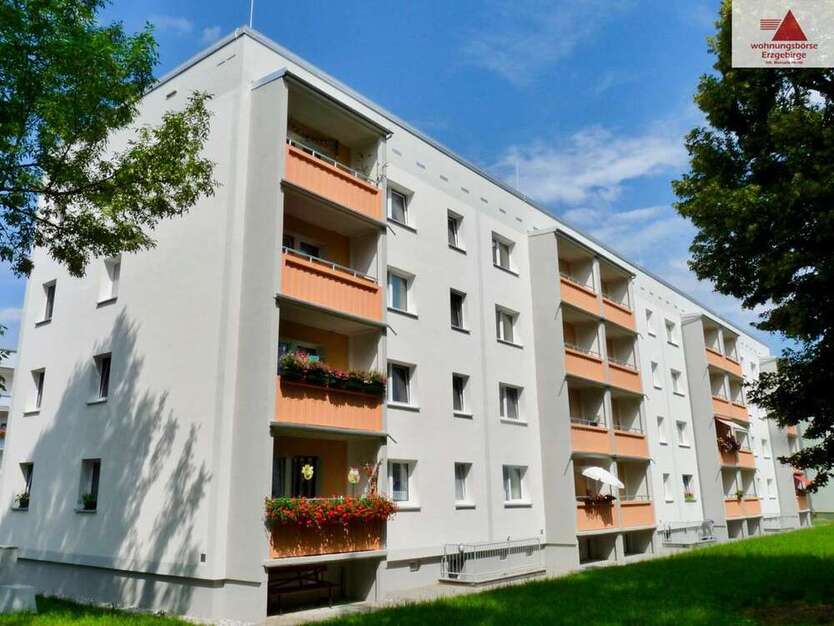 Wohnung zum Mieten in Klingenberg 510,80 € 63.85 m²