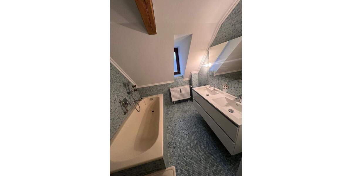 Etagenwohnung München Schwanthalerhöhe - 3 Zimmer, 110 m&sup2;, 1.990&euro; | Angebot:26343935