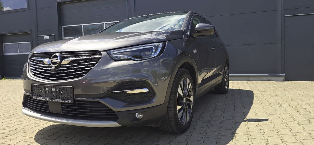 Opel Grandland (X) 136.000 km 11.990 &euro; Augsburg 86167