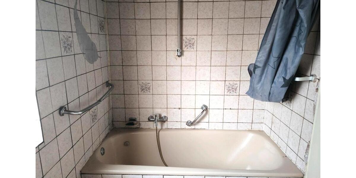 Reihenhaus Dillingen (Saar) - 6 Zimmer, 116 m&sup2;, 100.000&euro; | Angebot:27117731