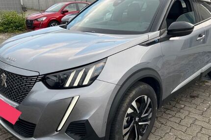 Peugeot 2008 36.700 km 15.500 € Frankfurt am Main 65931