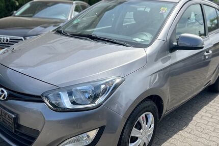 Hyundai i20 155.000 km 4.250 &euro; Saarlouis 66740