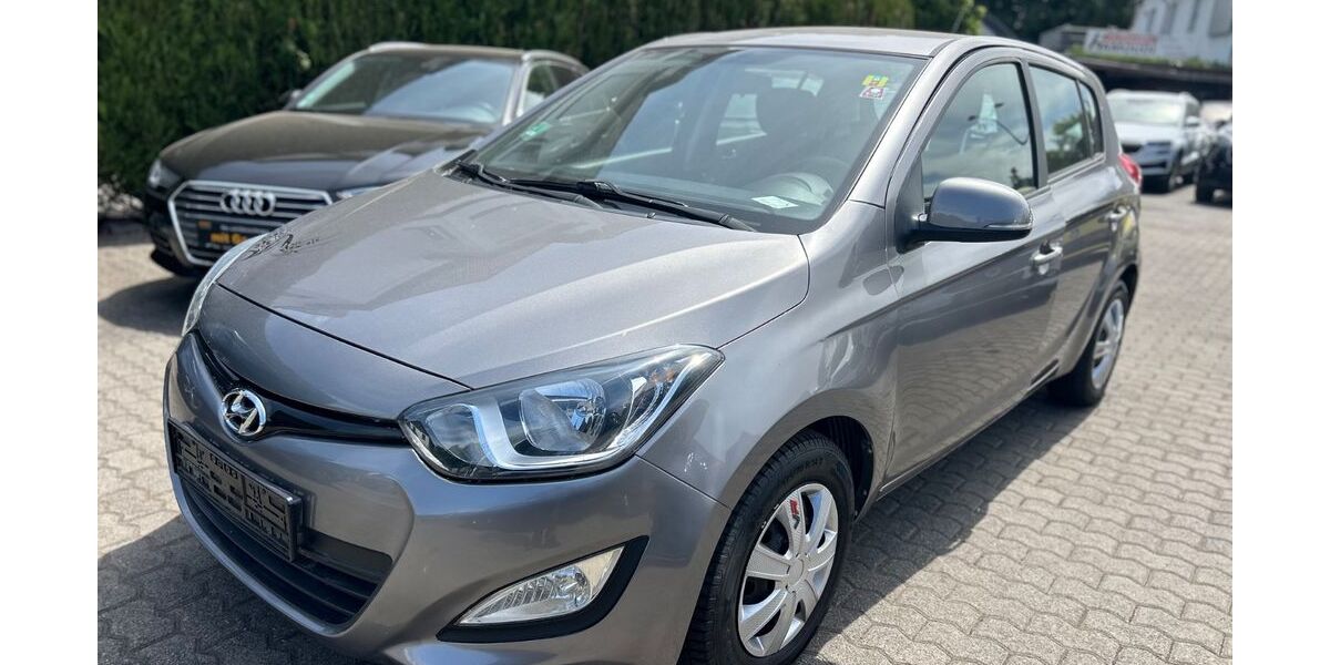 Hyundai i20 155.000 km 4.750 &euro; Saarlouis 66740