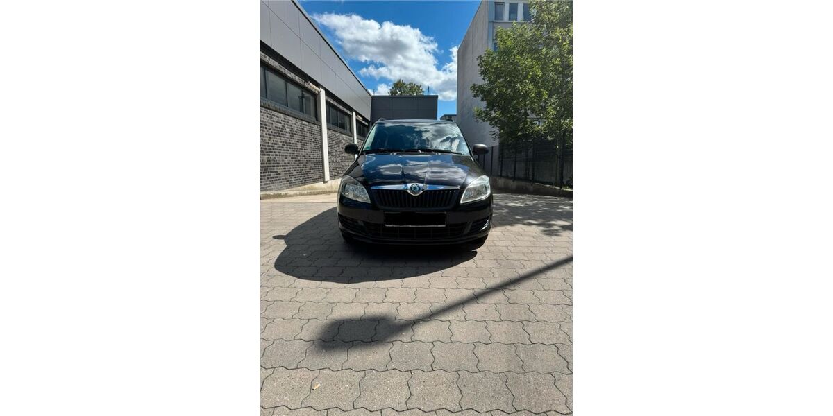 Skoda Fabia 207.805 km 2.690 &euro; Hamburg 20537
