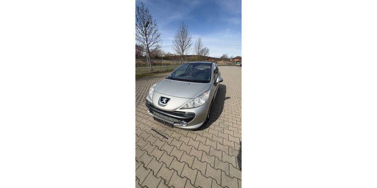 Peugeot 207 95.498 km 2.990 &euro; Gera 07548