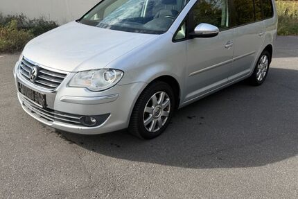 VW Touran 220.446 km 2.750 &euro; Teltow 14513