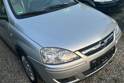 Opel Corsa 175.000 km 700 &euro; Freiburg im Breisgau 79108