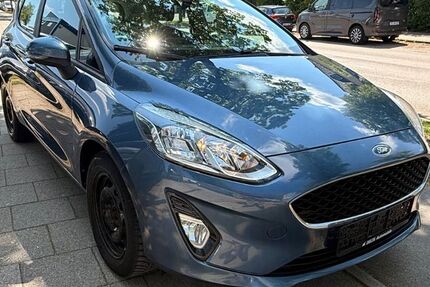 Ford Fiesta 118.900 km 8.600 &euro; München 81825