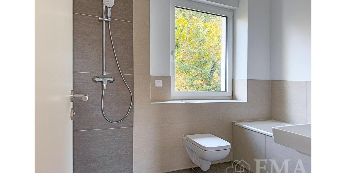 Reihenhaus Falkensee - 4 Zimmer, 109 m&sup2;, 2.299&euro; | Angebot:24711797