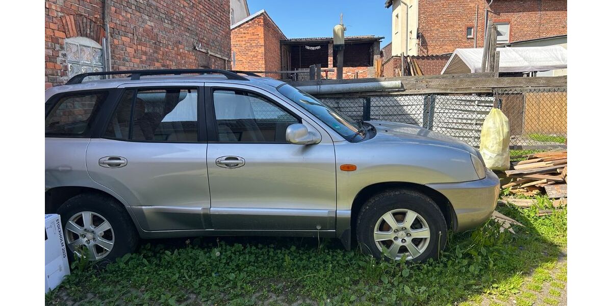 Hyundai SANTA FE 205.000 km 1.500 &euro; Ilsede 31241