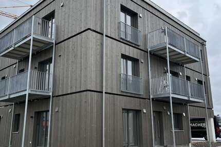 Wohnung zum Mieten in Speichersdorf 718,56 € 59.88 m² 2 zimmer