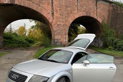 Audi TT 172.000 km 5.555 &euro; Mainz-Kastel 55252