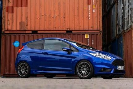 Ford Fiesta 132.600 km 14.999 &euro; Hameln 31787