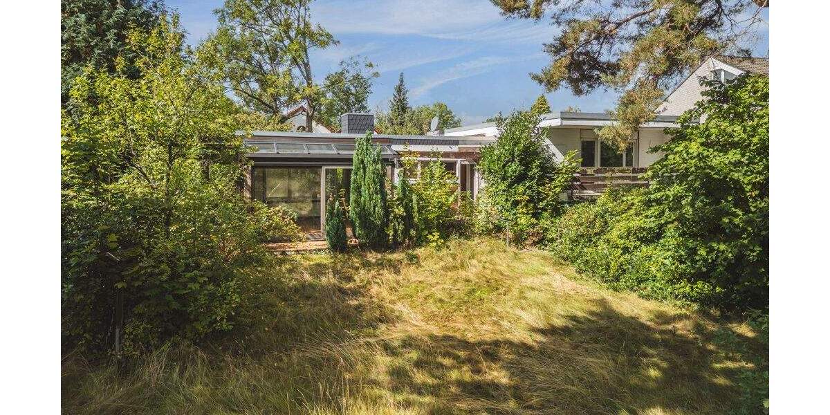 Sonniges Anwesen mit Traumgrundstück in sanierungsbedürftigem Zustand 5 zimmer