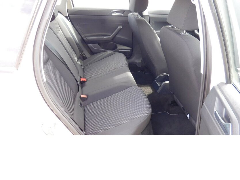 VW Taigo 1.0 TSI BMT Klima LED Navi 27.600 km 16.990 € Vordorf 38533