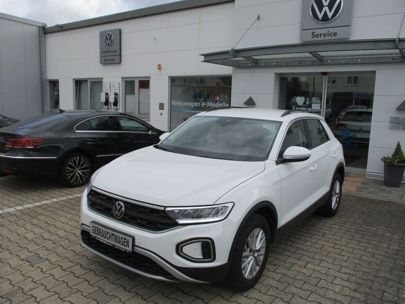 VW T-Roc 33.200 km 24.390 € Wehrheim 61273