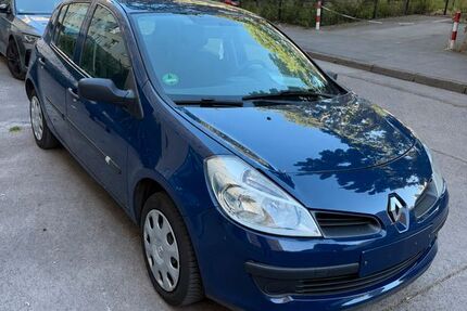 Renault Clio 105.000 km 2.000 &euro; Berlin 12101