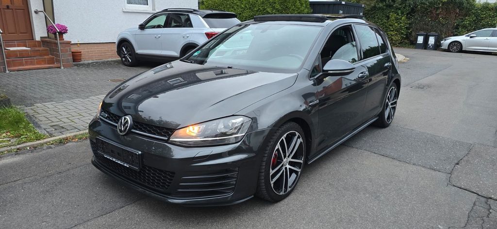 VW Golf 186.000 km 14.999 € Wiesbaden 65187