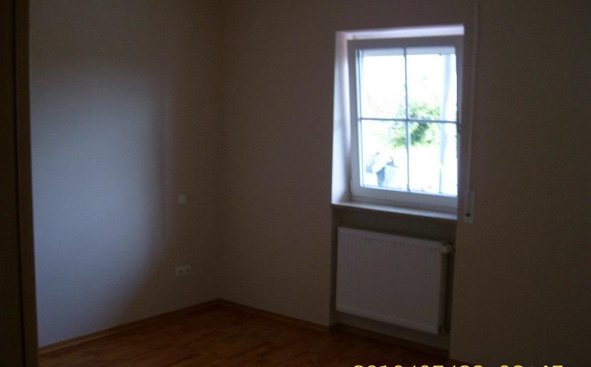 2 Zimmer Wohnung in Buch am Erlbach