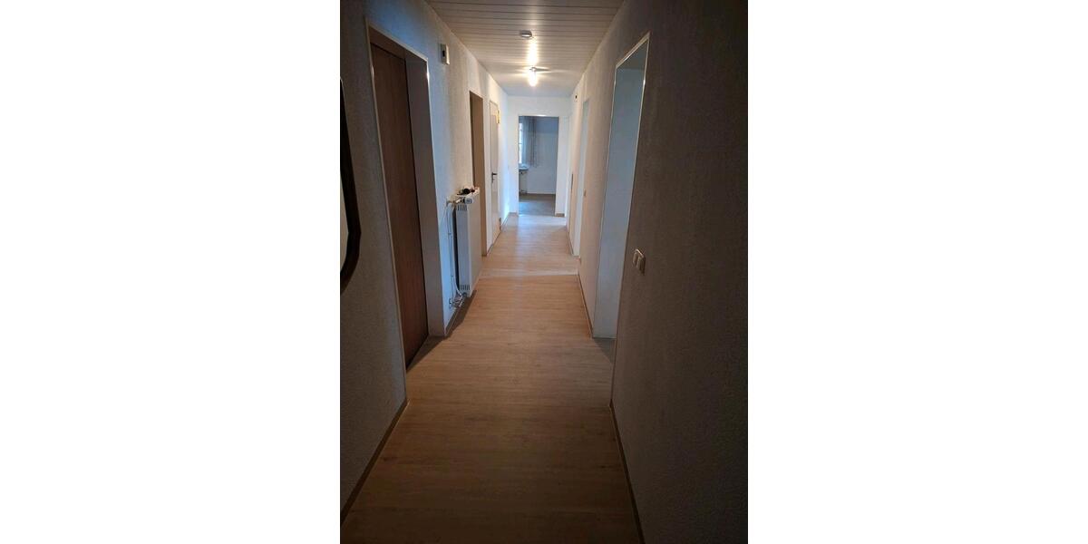 Etagenwohnung Neukirchen bei Heiligen Blut - 1 Zimmer, 78 m&sup2;, 450&euro; | Angebot:26638681