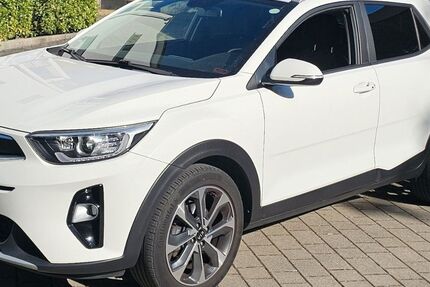 Kia Stonic 86.000 km 11.999 &euro; Achern 77855