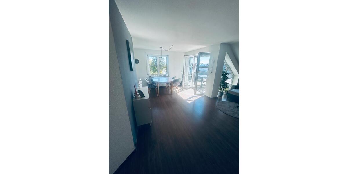 Dachgeschoßwohnung Salem - 2.5 Zimmer, 59 m&sup2;, 1.175&euro; | Angebot:26399191
