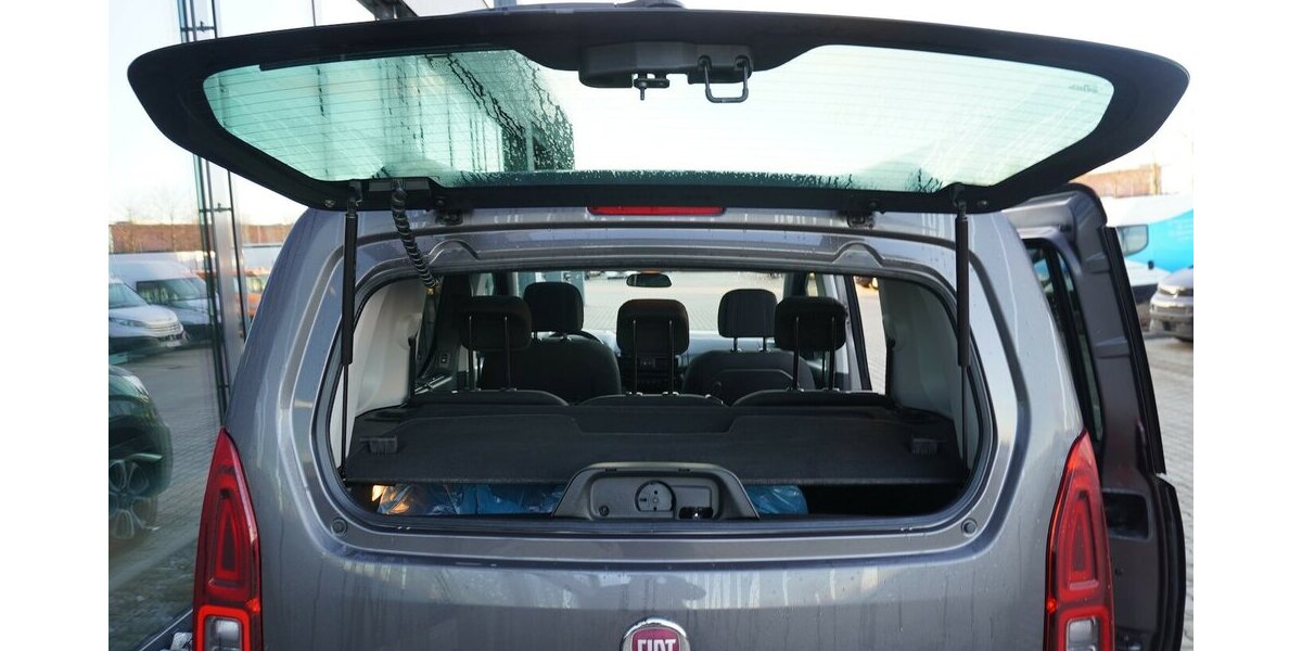 Fiat Doblo Kombi 1.5 130 AT / 10-Zoll Navi + AHK 39.814 km 23.503 &euro; Münchenbernsdorf 07589