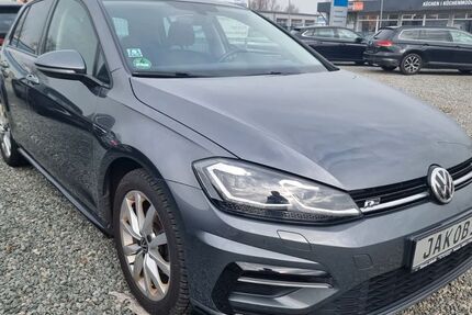 VW Golf 124.500 km 16.690 &euro; Husum 25813