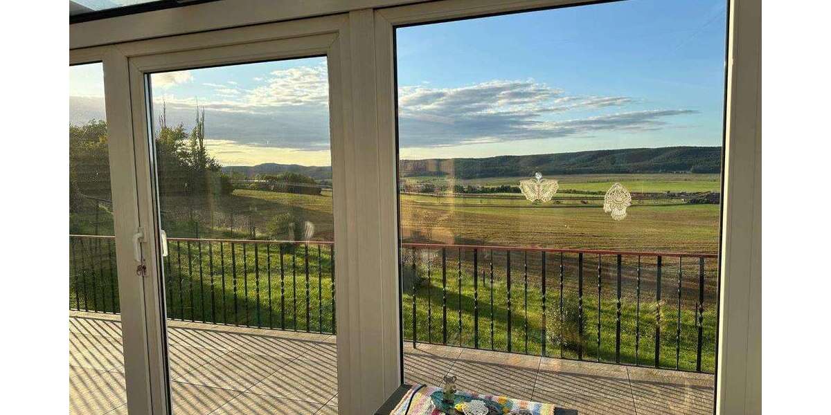 Bungalow - EinZweifamilienhaus mit Wintergarten und tollem Ausblick - Einfamilienhaus Unterwellenborn | Angebot:25809411