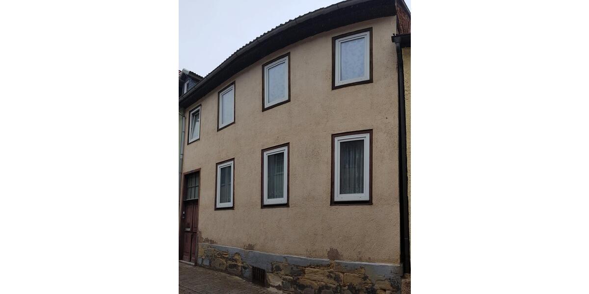 Reihenhaus Hildburghausen - 8 Zimmer, 156 m&sup2;, 65.000&euro; | Angebot:27120878