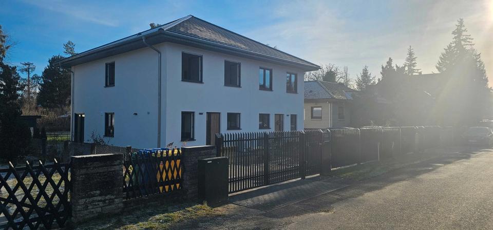 Doppelhaushälfte Schulzendorf - 4 Zimmer, 130 m&sup2;, 2.400&euro; | Angebot:26190351