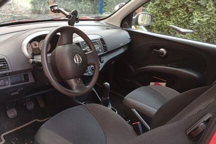 Nissan Micra 197.000 km 1.200 &euro; Vogt 88267