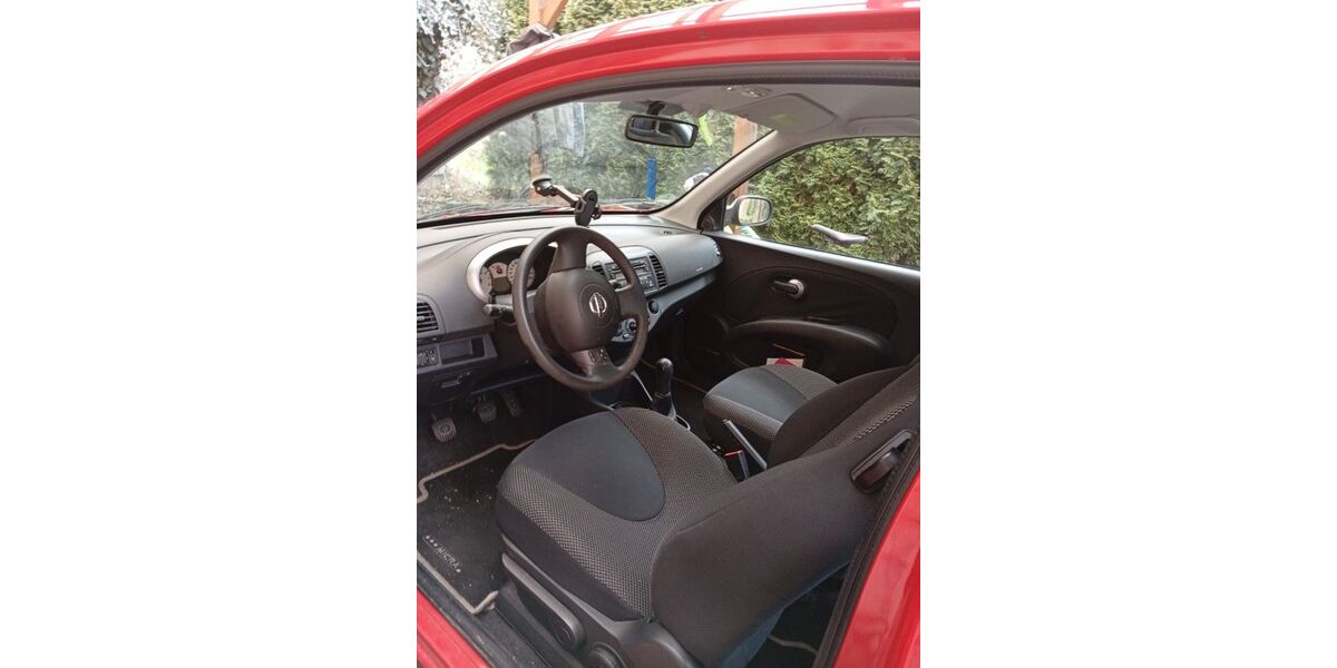 Nissan Micra 197.000 km 1.200 &euro; Vogt 88267