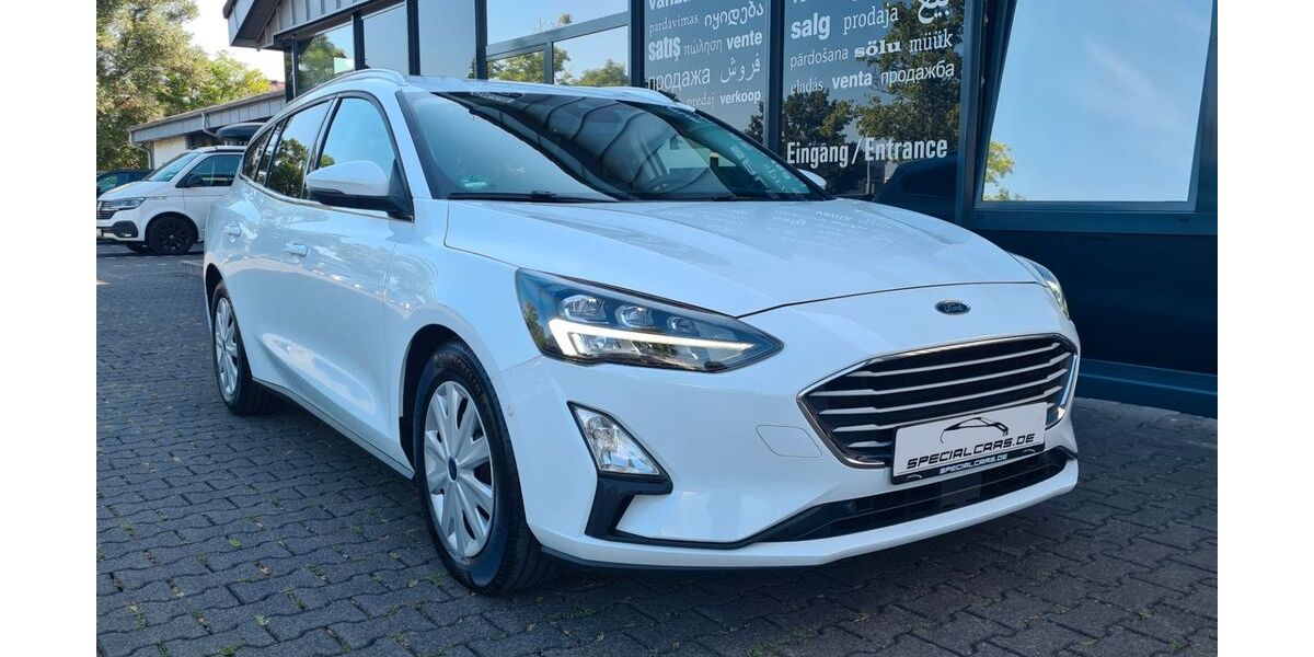 Ford Focus 128.400 km 10.990 &euro; Offenbach am Main 63069