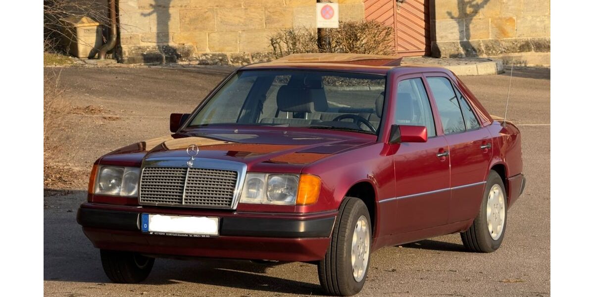 Mercedes-Benz 200 133.000 km 7.400 &euro; Gebenbach 92274