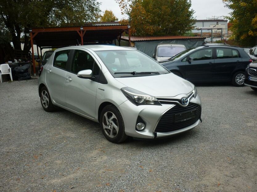 Toyota Yaris 37.000 km 12.500 € Estenfeld bei Würzburg 97230