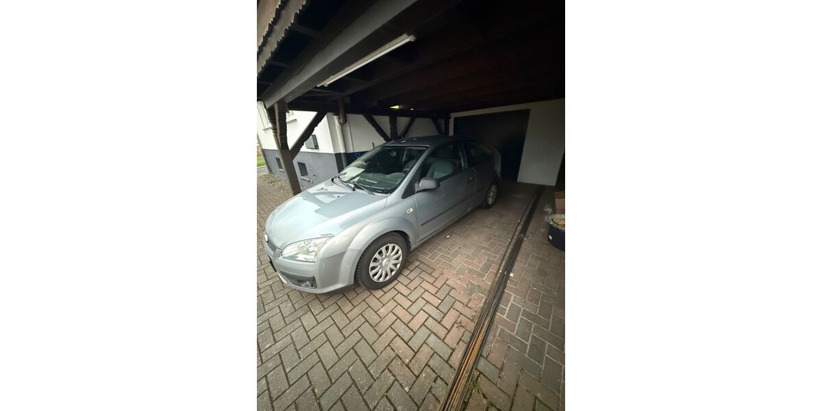 Ford Focus 255.000 km 999 &euro; cölbe 35091