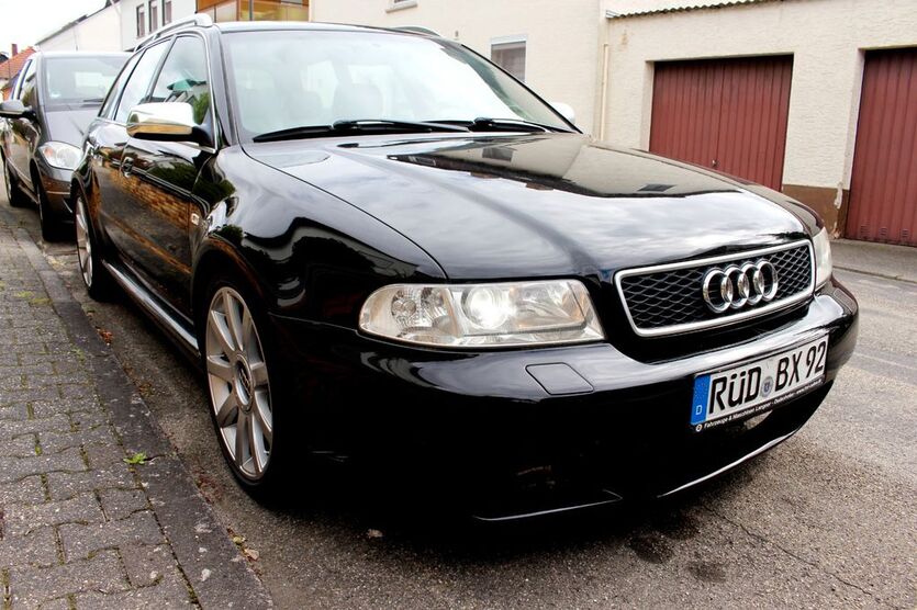 Audi RS4 243.700 km 31.220 € Aarbergen- Kettenbach 65326