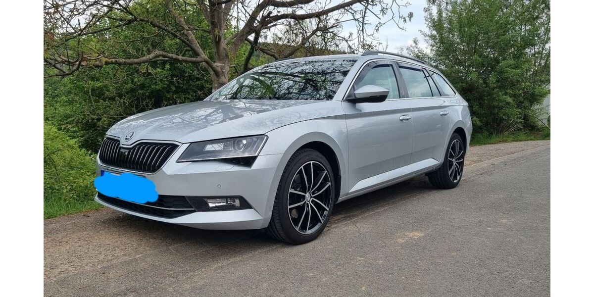 Skoda Superb 135.003 km 13.999 &euro; Gummersbach 51645