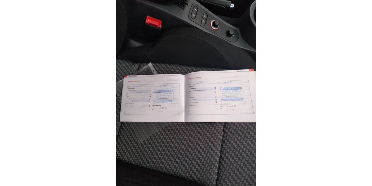 Seat Leon 165.100 km 3.600 &euro; Senftenberg 01968