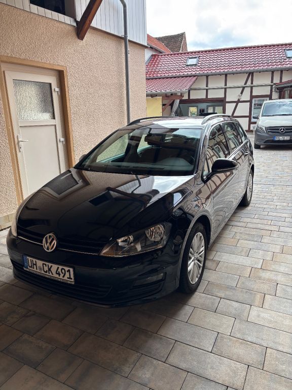 VW Golf 150.500 km 8.900 € Langula 99986