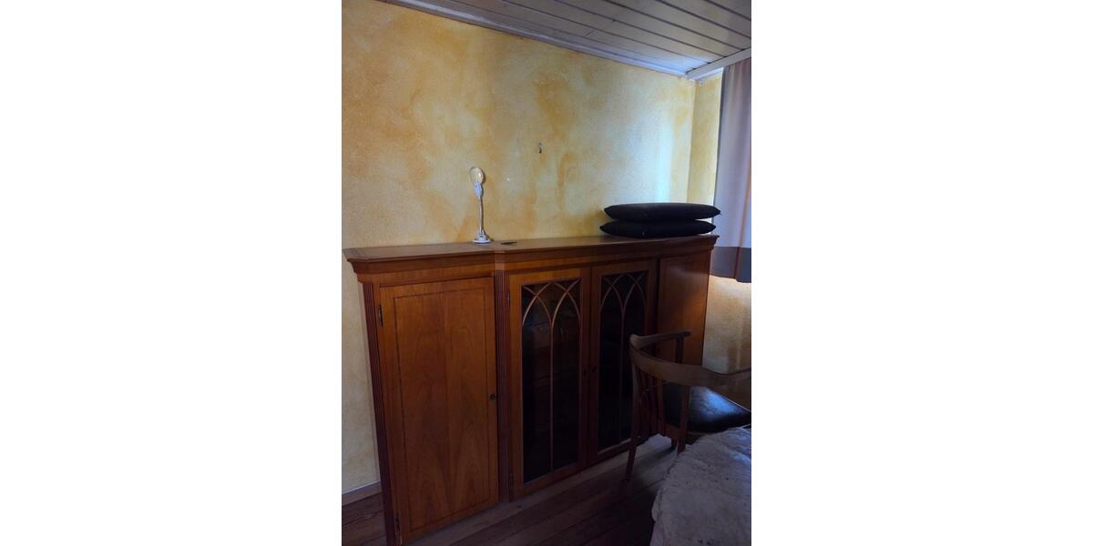 Erdgeschoßwohnung Friesenheim - 4 Zimmer, 140 m&sup2;, 1.700&euro; | Angebot:26676225