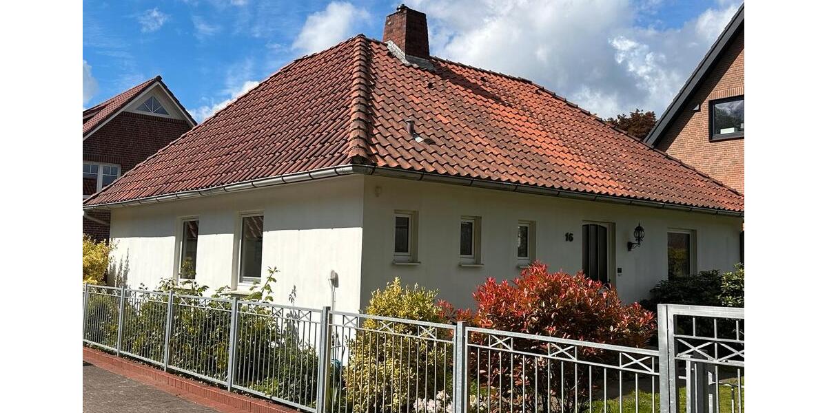 Einfamilienhaus Buxtehude - 3 Zimmer, 95 m&sup2;, 1.150&euro; | Angebot:26659989
