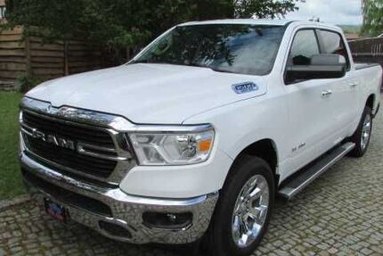 Dodge RAM 112.000 km 27.990 &euro; Großfahner 99100